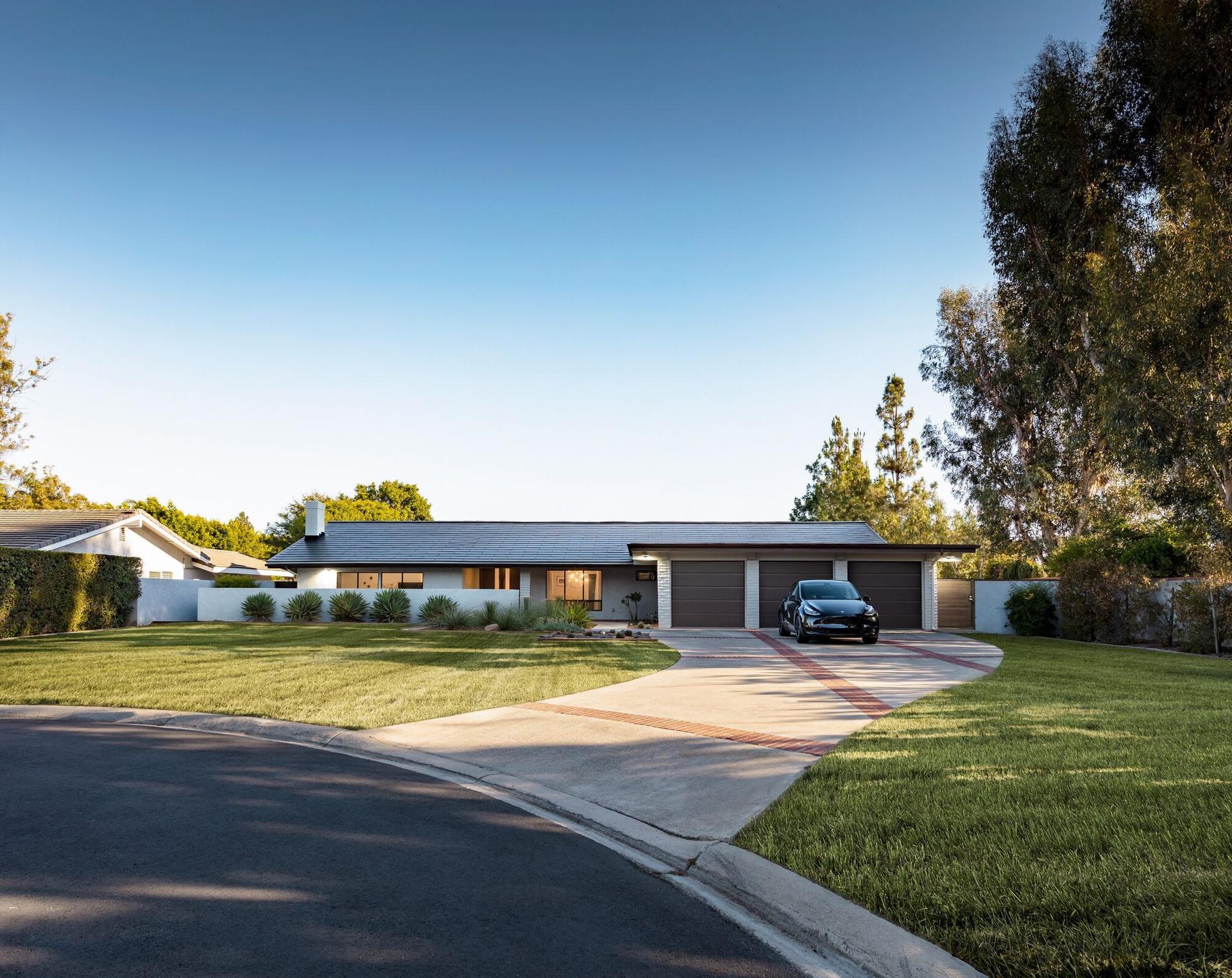 Tesla Solar Roof in Newport Beach