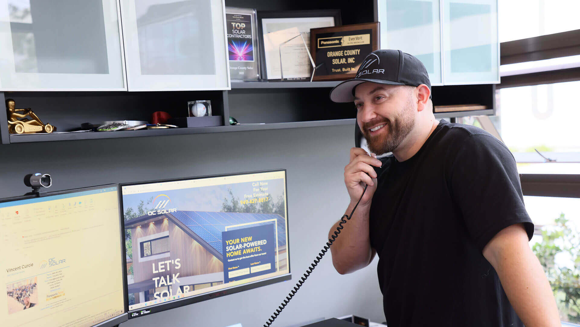 permission-to-operate-img vinnie talking to client on phone